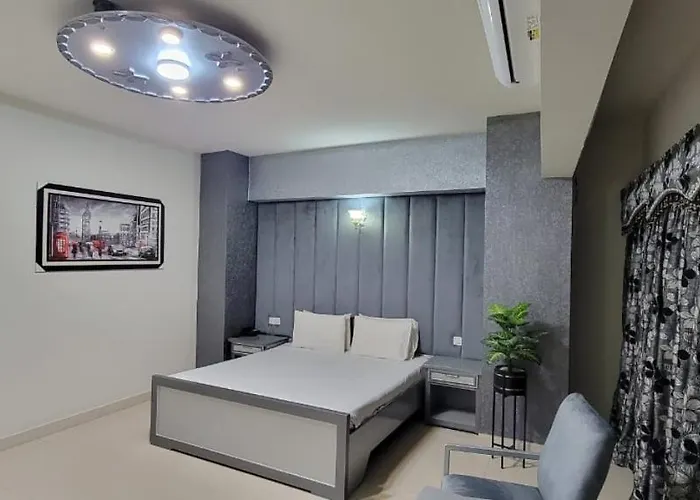Hotel Sky Towers